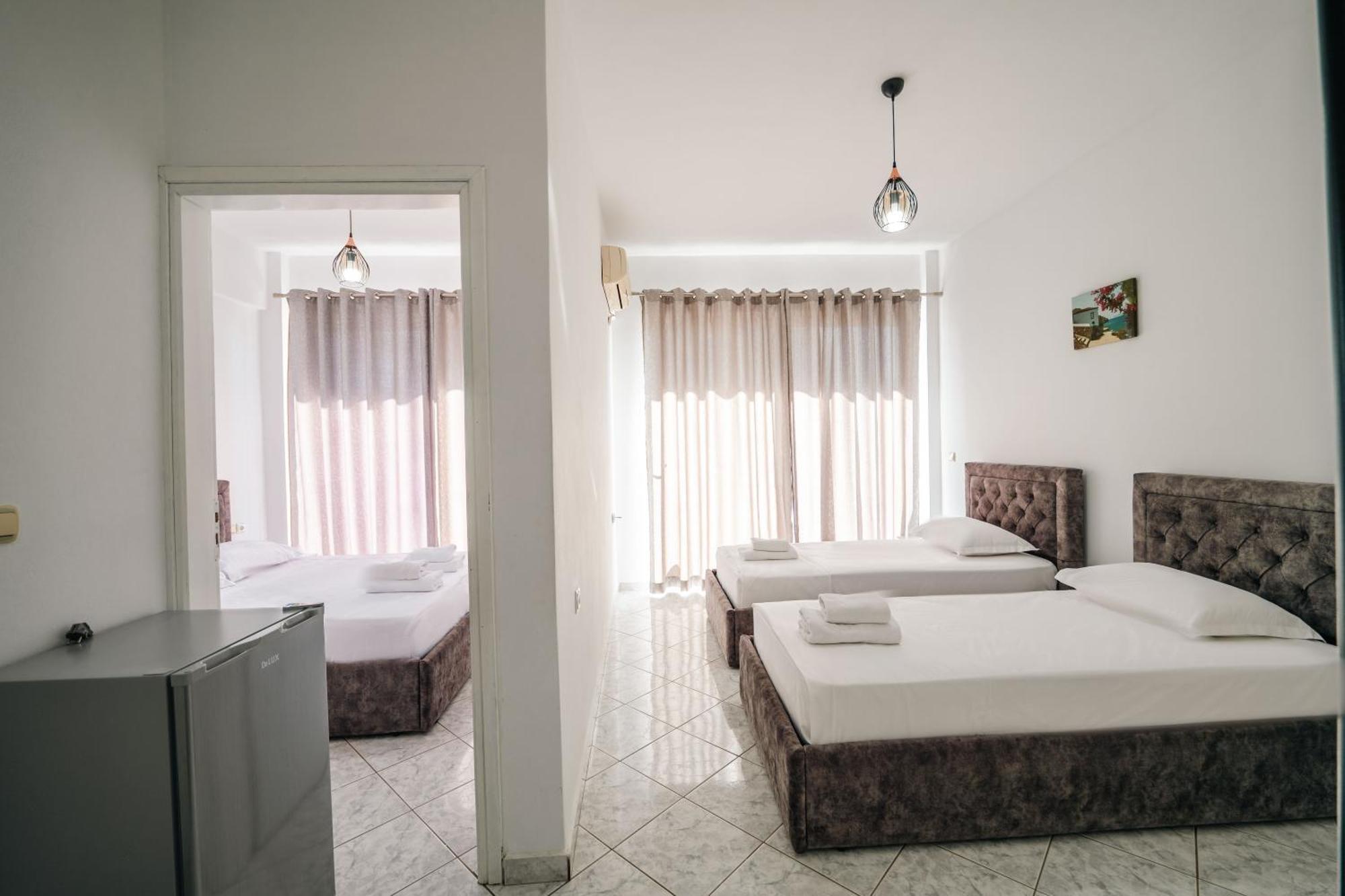 Alnes Hotel Saranda Kültér fotó