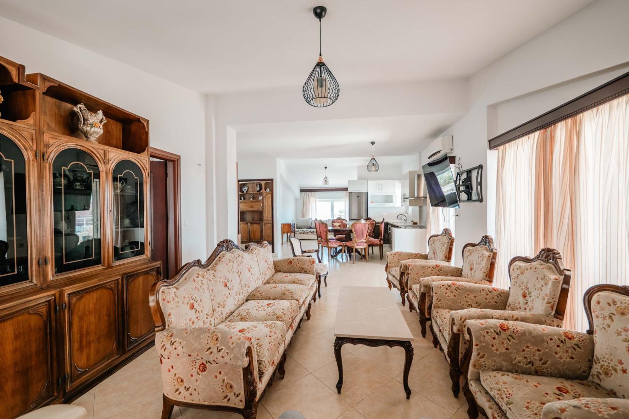 Alnes Hotel Saranda Kültér fotó