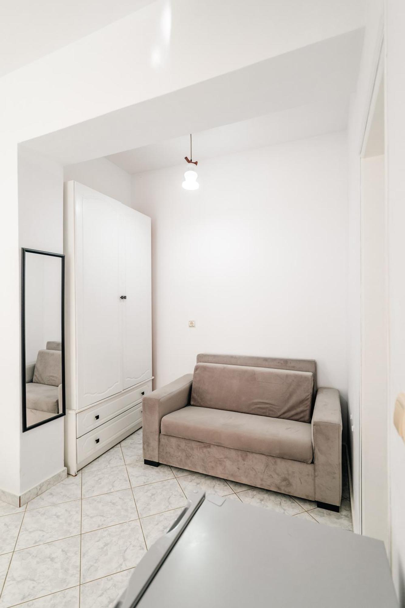 Alnes Hotel Saranda Kültér fotó