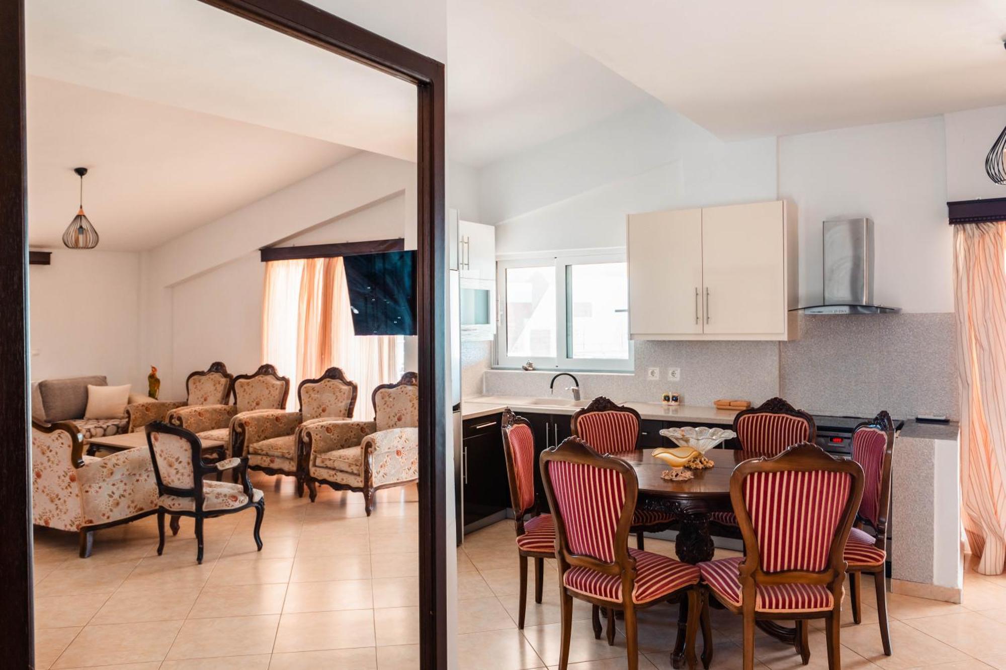 Alnes Hotel Saranda Kültér fotó